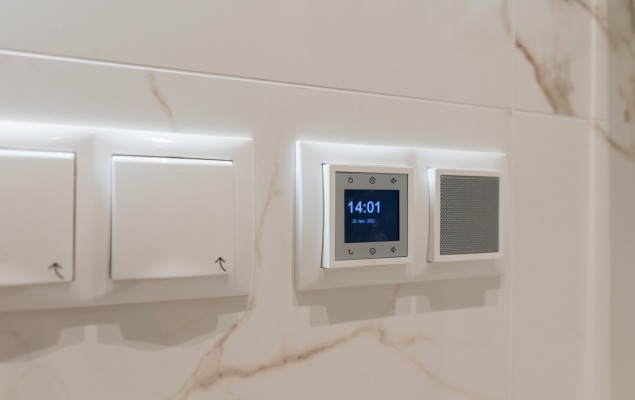 Schönes Gründerzeithaus, 7 schöne Wohnungen, teilweise mit Eigengärten, teilweise bereits eingerichtet für RBnB-Vermietung Schönes Gründerzeithaus, 7 schöne Wohnungen, teilweise mit Eigengärten, teilweise bereits eingerichtet für RBnB-Vermietung